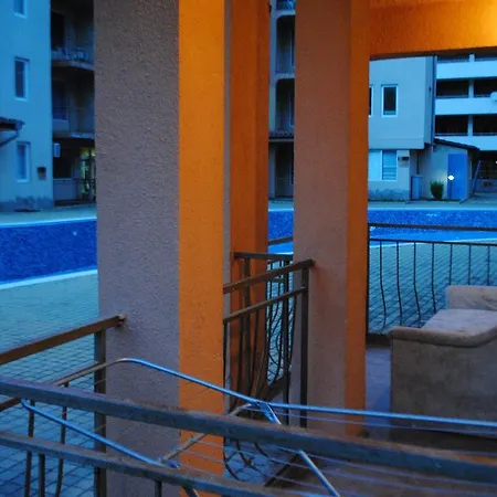 Casa Brava 2 *